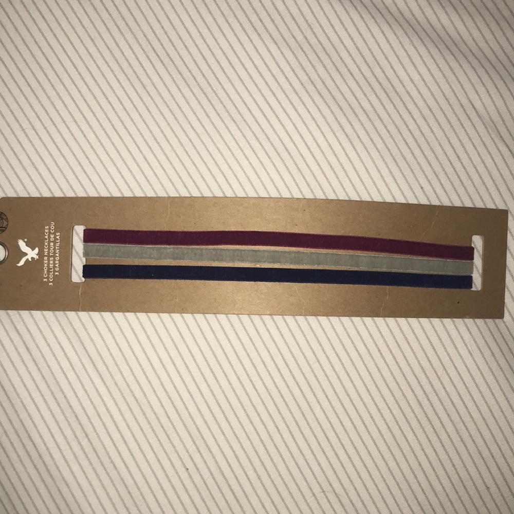 AMERICAN EAGLE VELVET CHOKER 3 PIECE SET